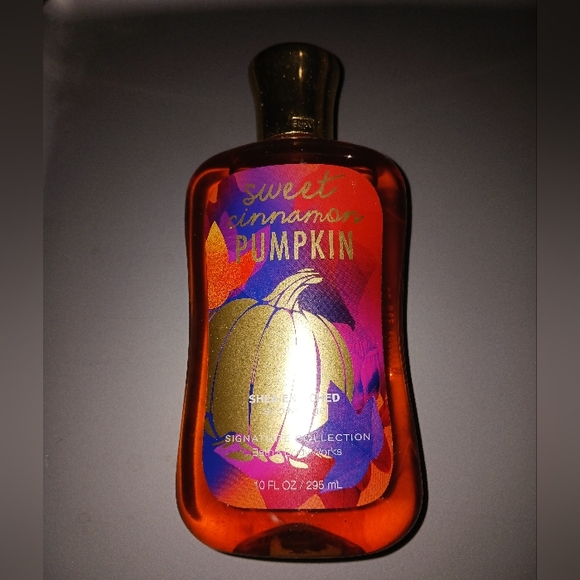 New Sweet Cinnamon Pumpkin Shower Gel Bath & Body Works 10oz - Picture 1 of 2
